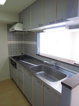 コロネード春日の物件内観写真